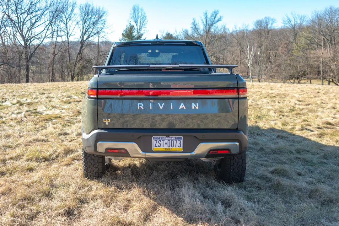 2022 Rivian R1T - Image 5 of 31
