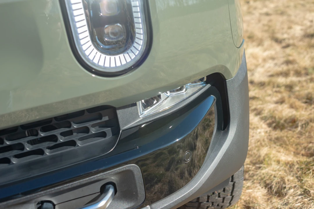 2022 Rivian R1T - Image 17 of 31