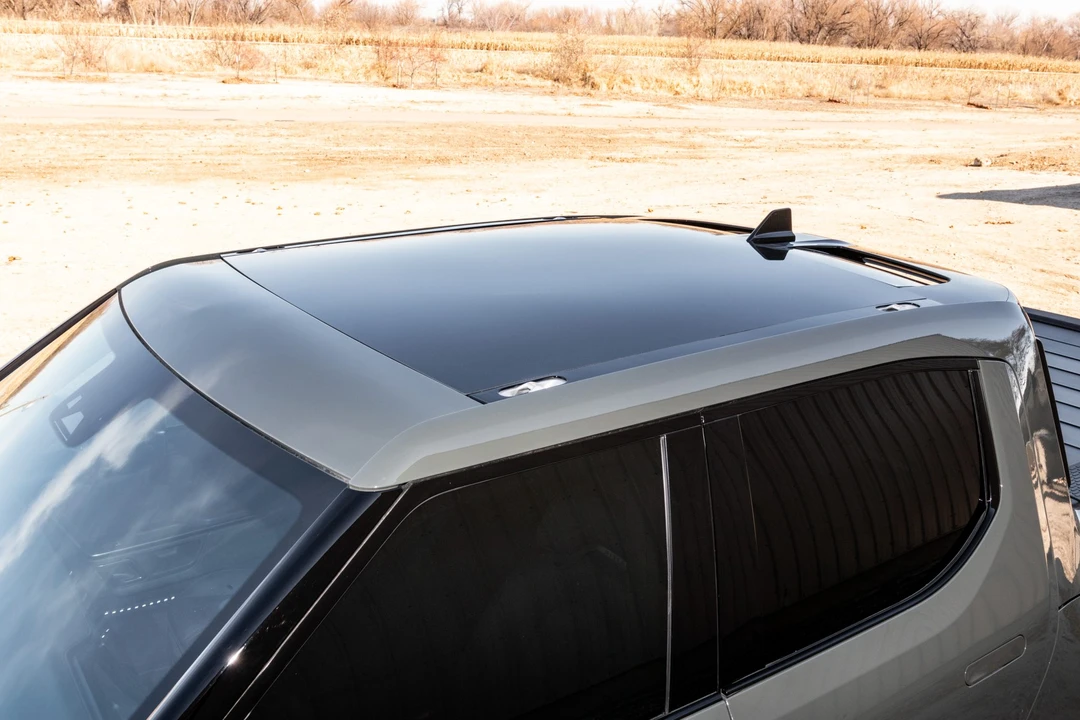 2022 Rivian R1T - Image 16 of 31
