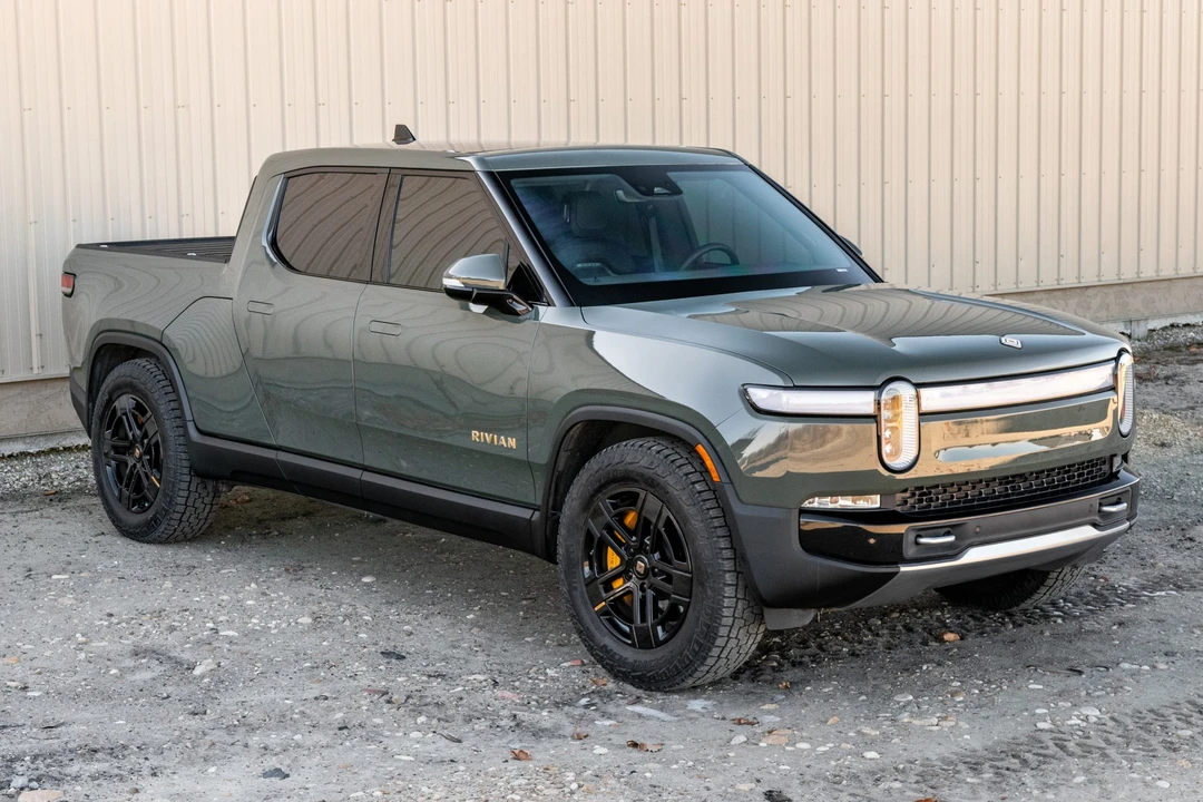 2022 Rivian R1T - Image 9 of 31