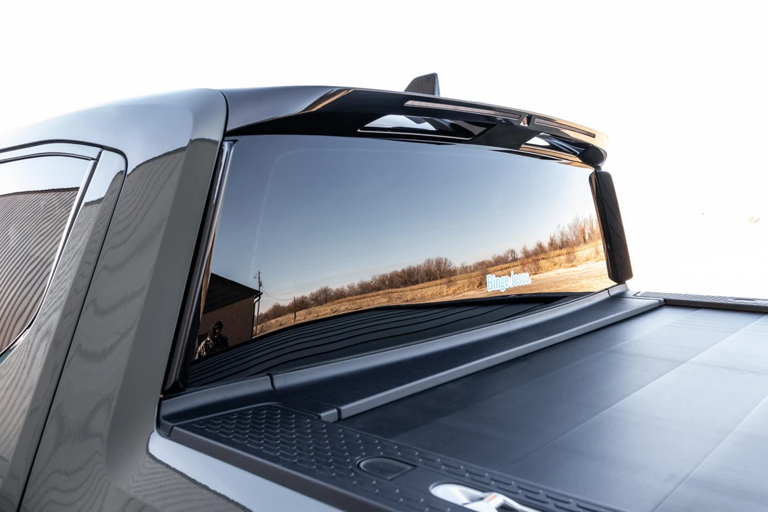 2022 Rivian R1T - Image 21 of 31