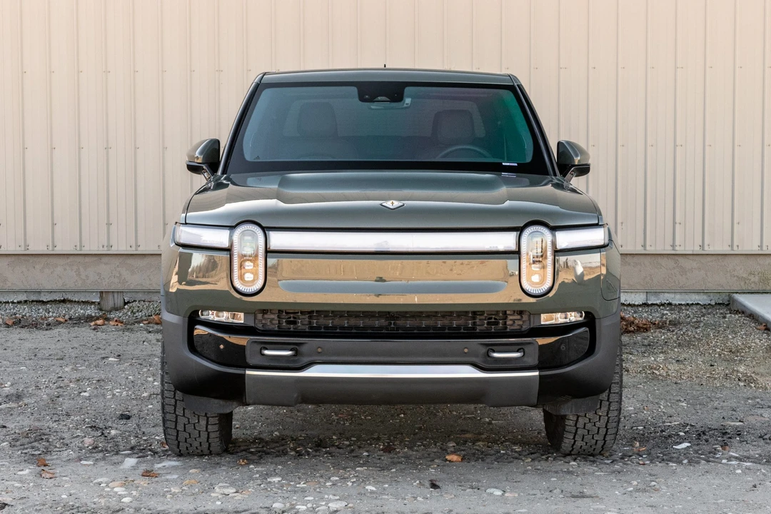 2022 Rivian R1T - Image 10 of 31