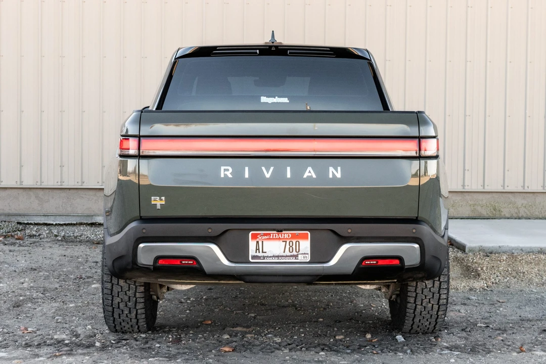 2022 Rivian R1T - Image 5 of 31