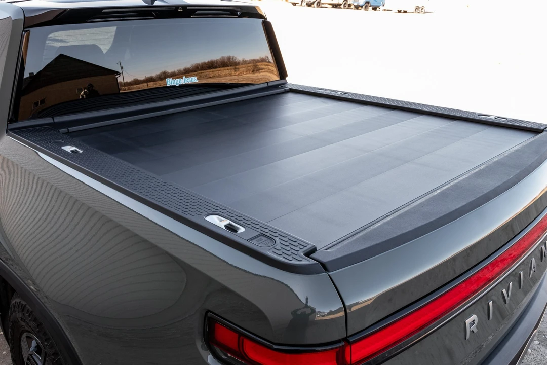 2022 Rivian R1T - Image 23 of 31
