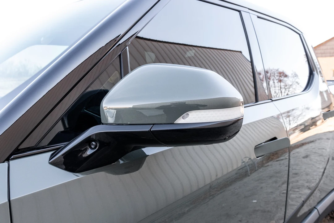 2022 Rivian R1T - Image 15 of 31