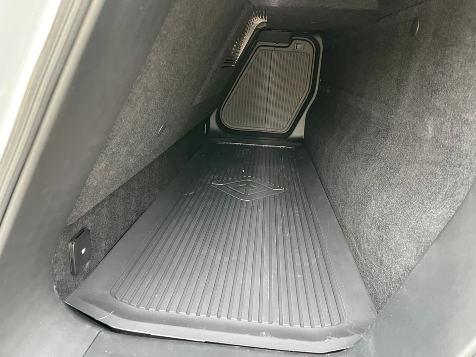 2022 Rivian R1T - Image 12 of 31