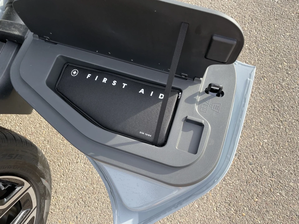 2022 Rivian R1T - Image 26 of 31