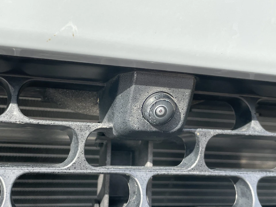 2022 Rivian R1T - Image 30 of 31