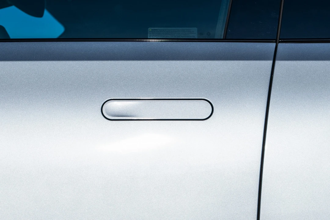 2022 Rivian R1T - Image 25 of 31