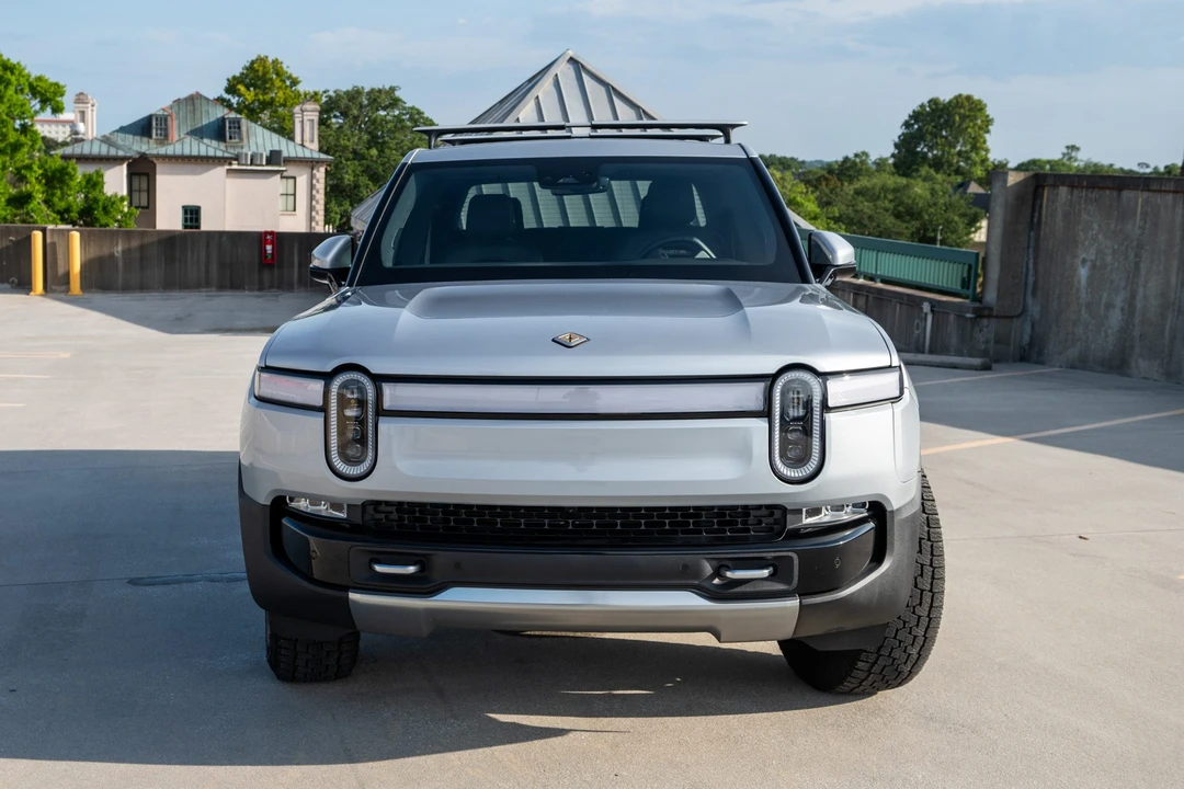 2022 Rivian R1T - Image 10 of 31