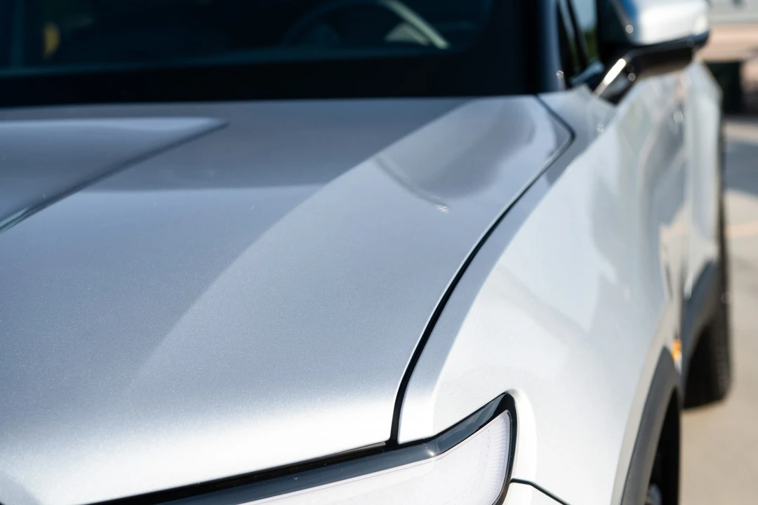2022 Rivian R1T - Image 17 of 31