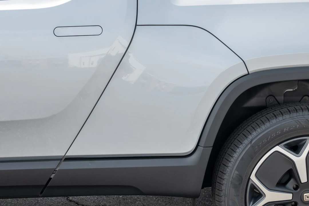 2022 Rivian R1T - Image 23 of 31