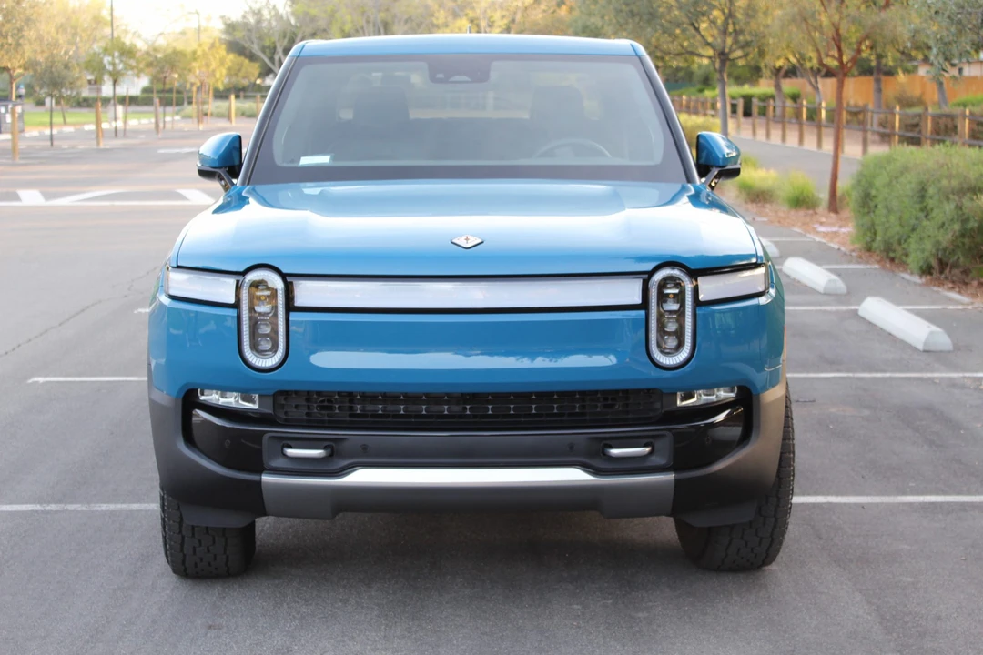 2022 Rivian R1T - Image 5 of 31
