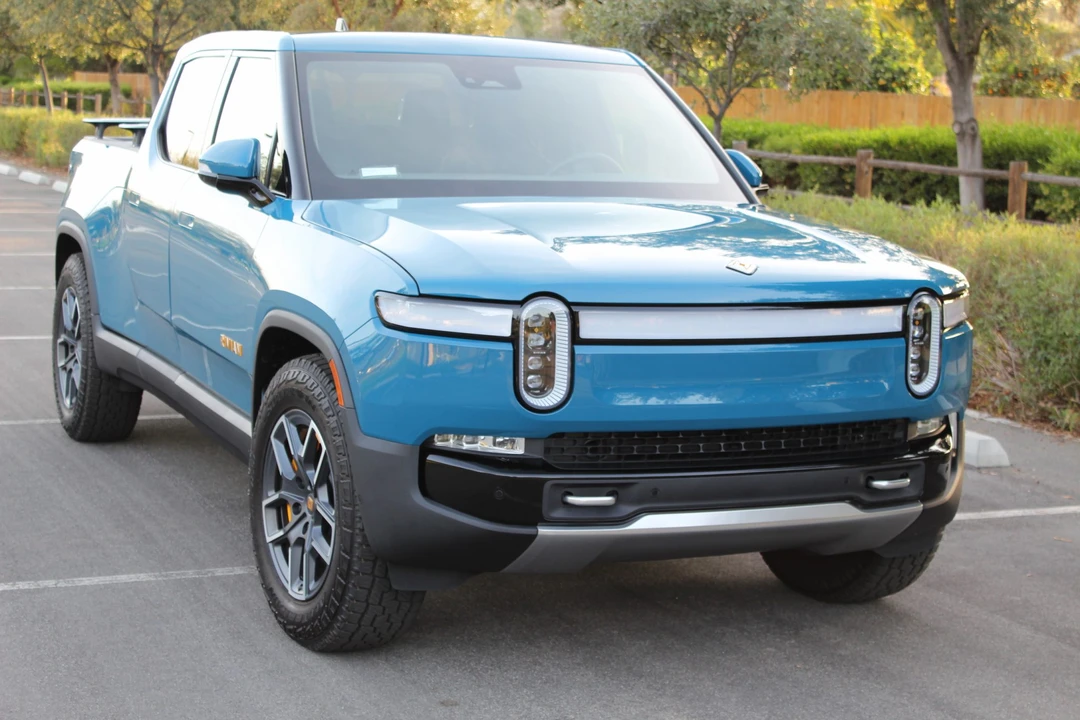 2022 Rivian R1T - Image 4 of 31