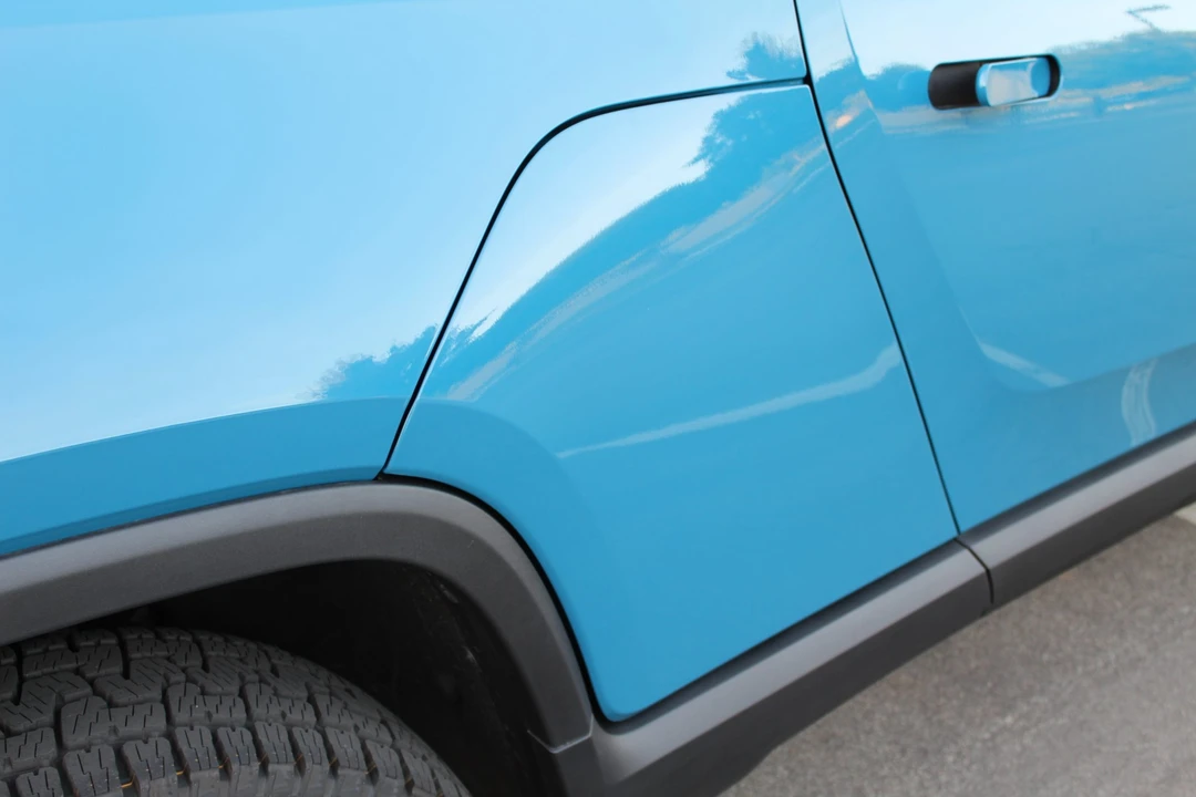 2022 Rivian R1T - Image 24 of 31