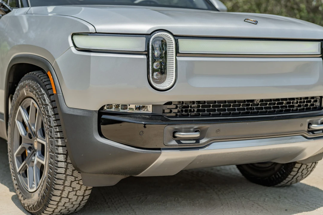 2022 Rivian R1T - Image 12 of 31