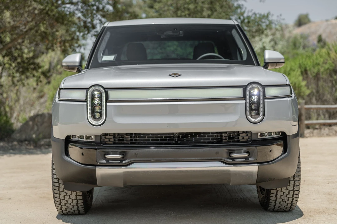 2022 Rivian R1T - Image 3 of 31