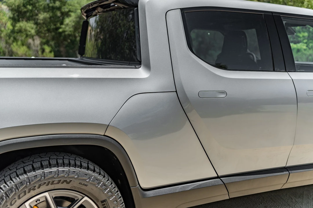 2022 Rivian R1T - Image 21 of 31