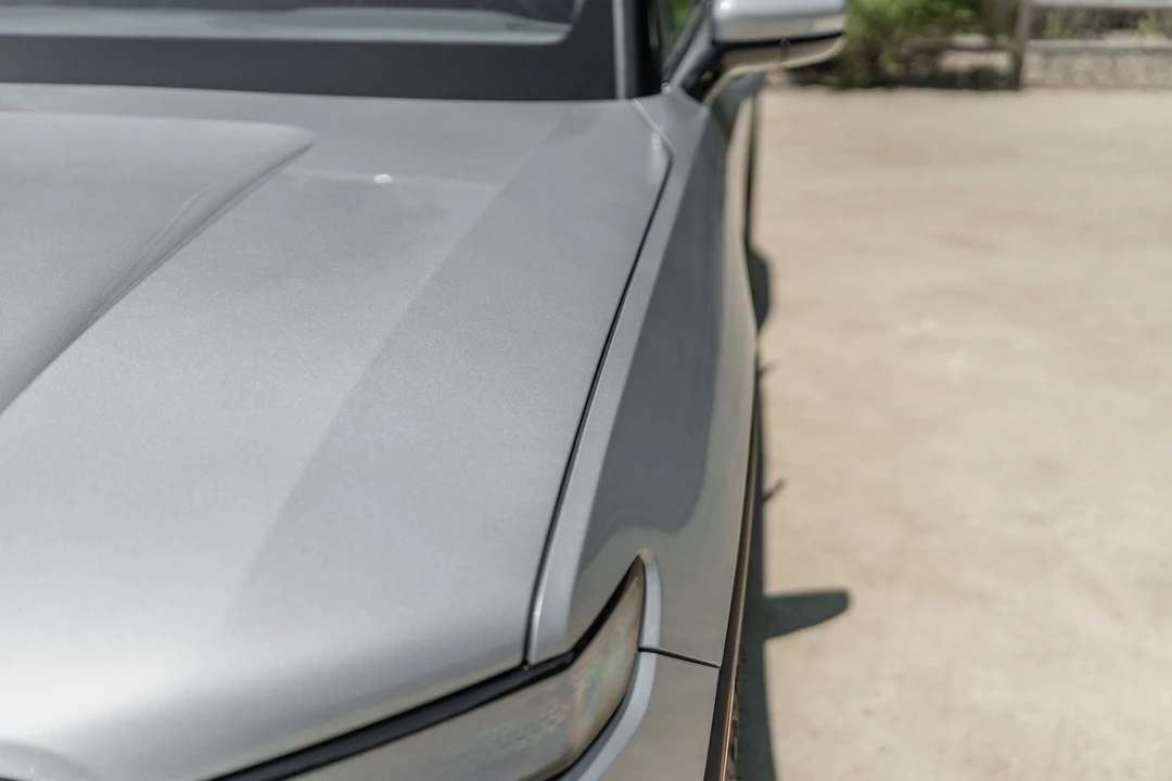 2022 Rivian R1T - Image 25 of 31