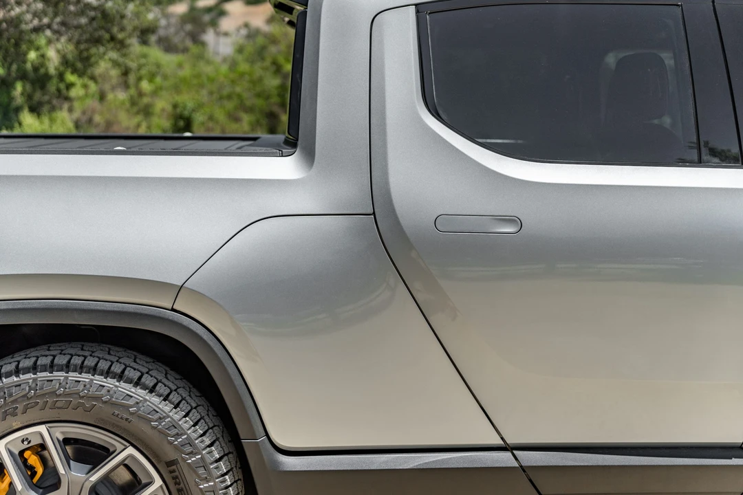 2022 Rivian R1T - Image 22 of 31