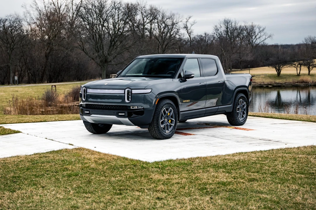 2022 Rivian R1T - Image 24 of 31