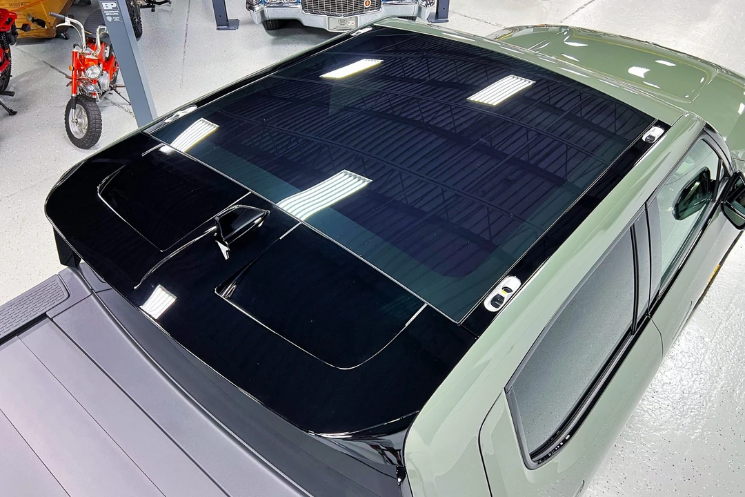 2022 Rivian R1T - Image 24 of 31