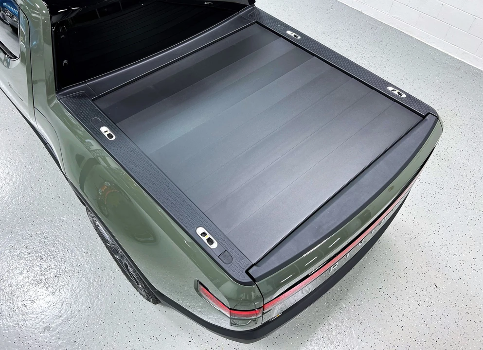 2022 Rivian R1T - Image 25 of 31