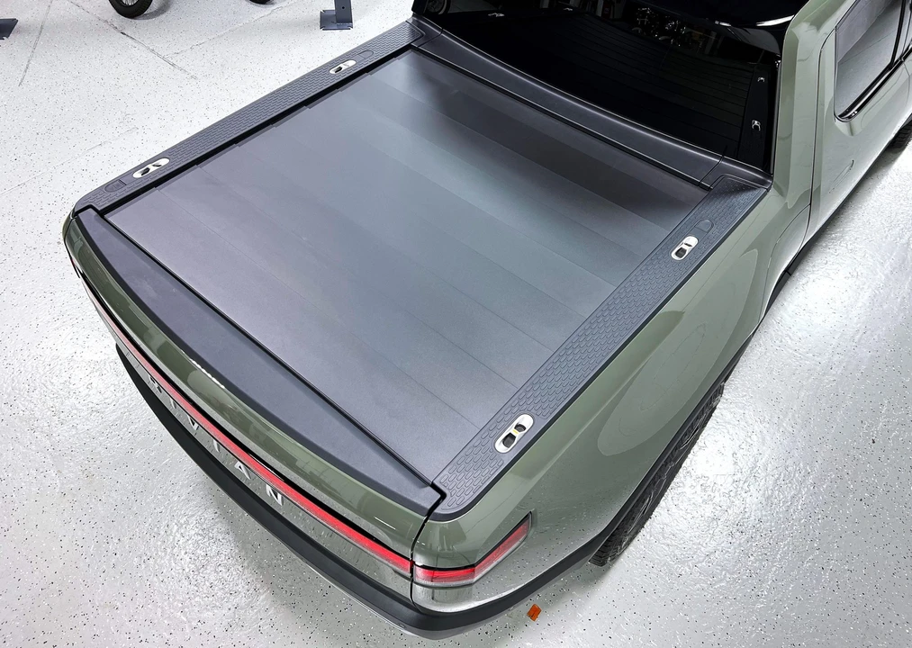 2022 Rivian R1T - Image 27 of 31
