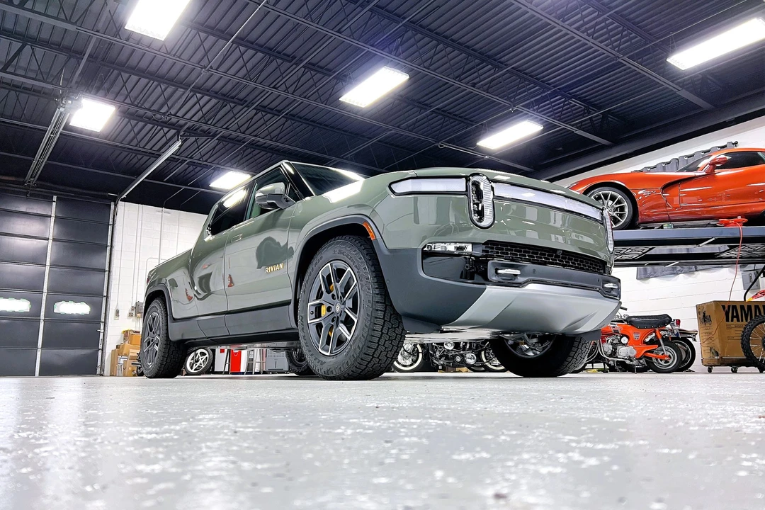 2022 Rivian R1T - Image 4 of 31