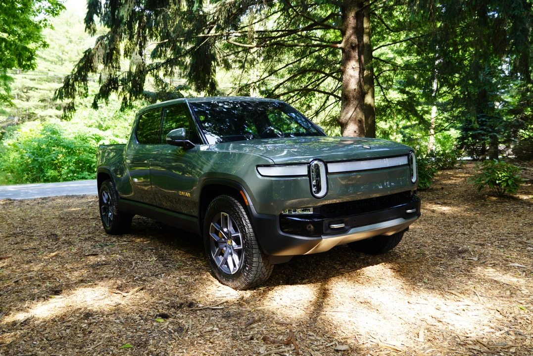 2022 Rivian R1T - Image 12 of 31