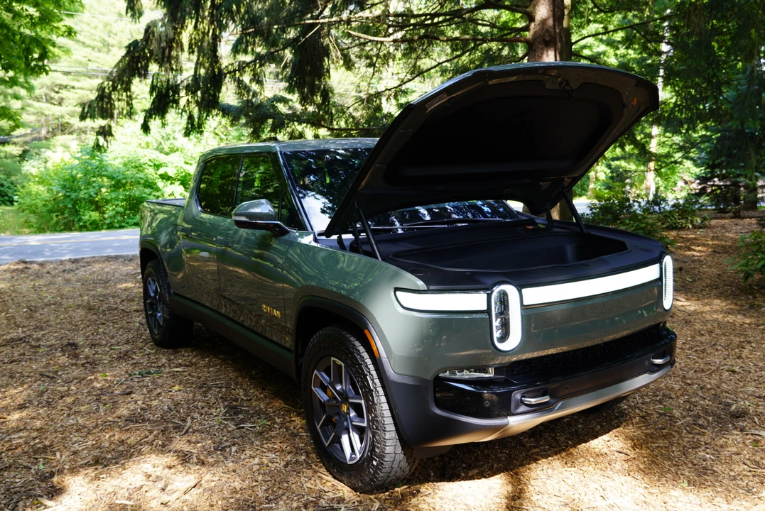 2022 Rivian R1T - Image 16 of 31