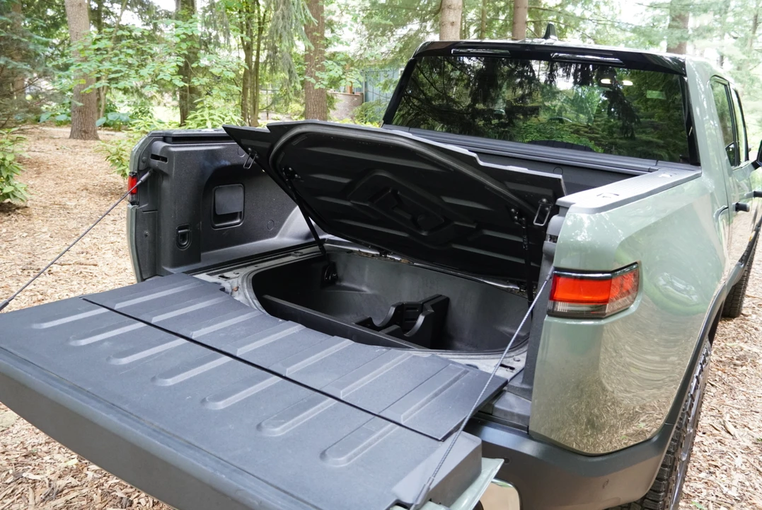 2022 Rivian R1T - Image 31 of 31