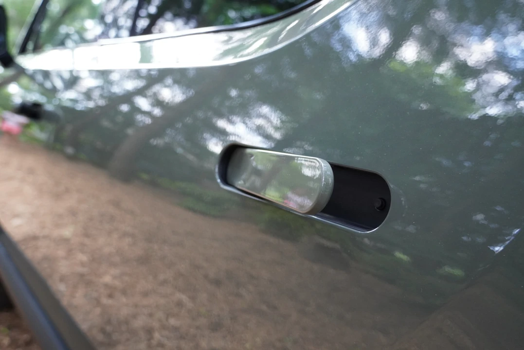 2022 Rivian R1T - Image 21 of 31