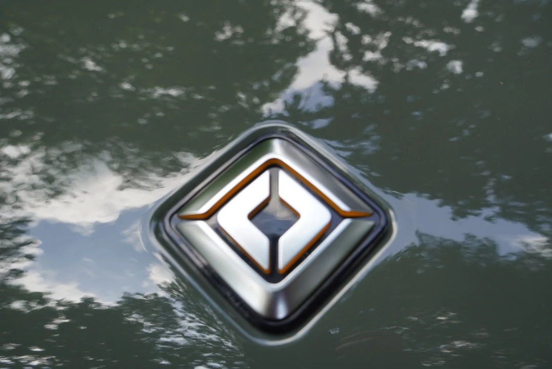 2022 Rivian R1T - Image 18 of 31