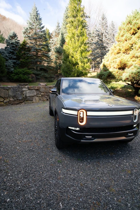 2022 Rivian R1T - Image 20 of 31