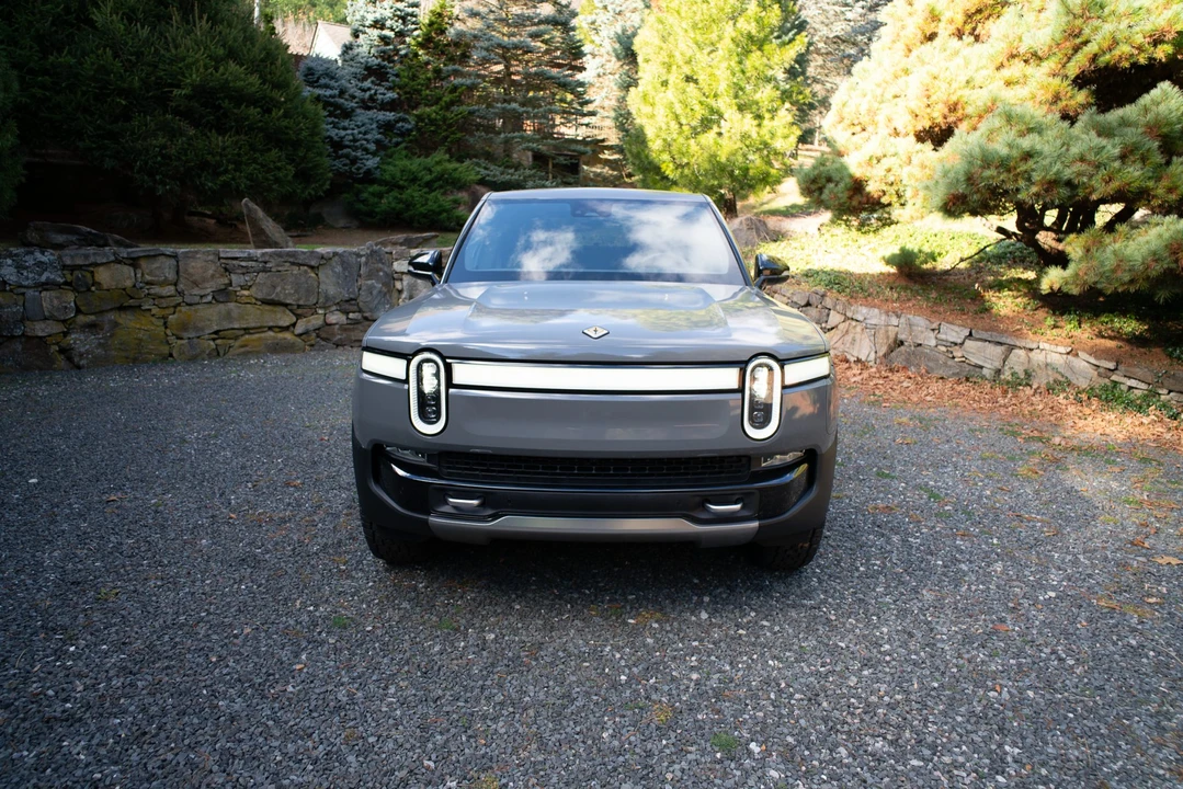 2022 Rivian R1T - Image 15 of 31