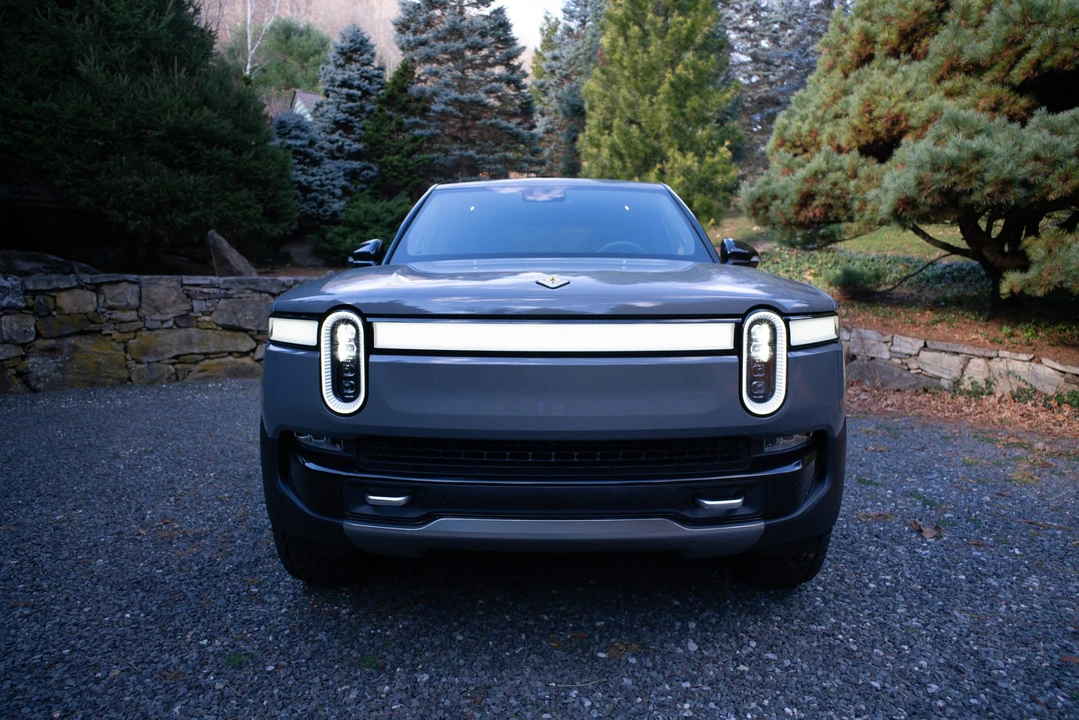 2022 Rivian R1T - Image 18 of 31