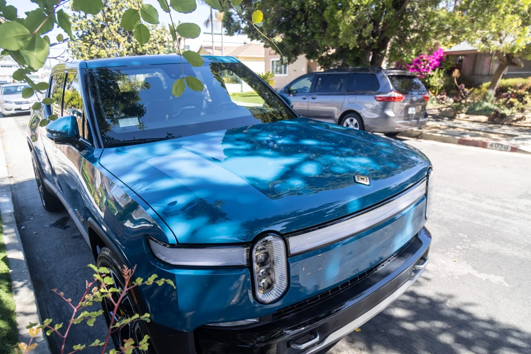 2022 Rivian R1T - Image 14 of 31