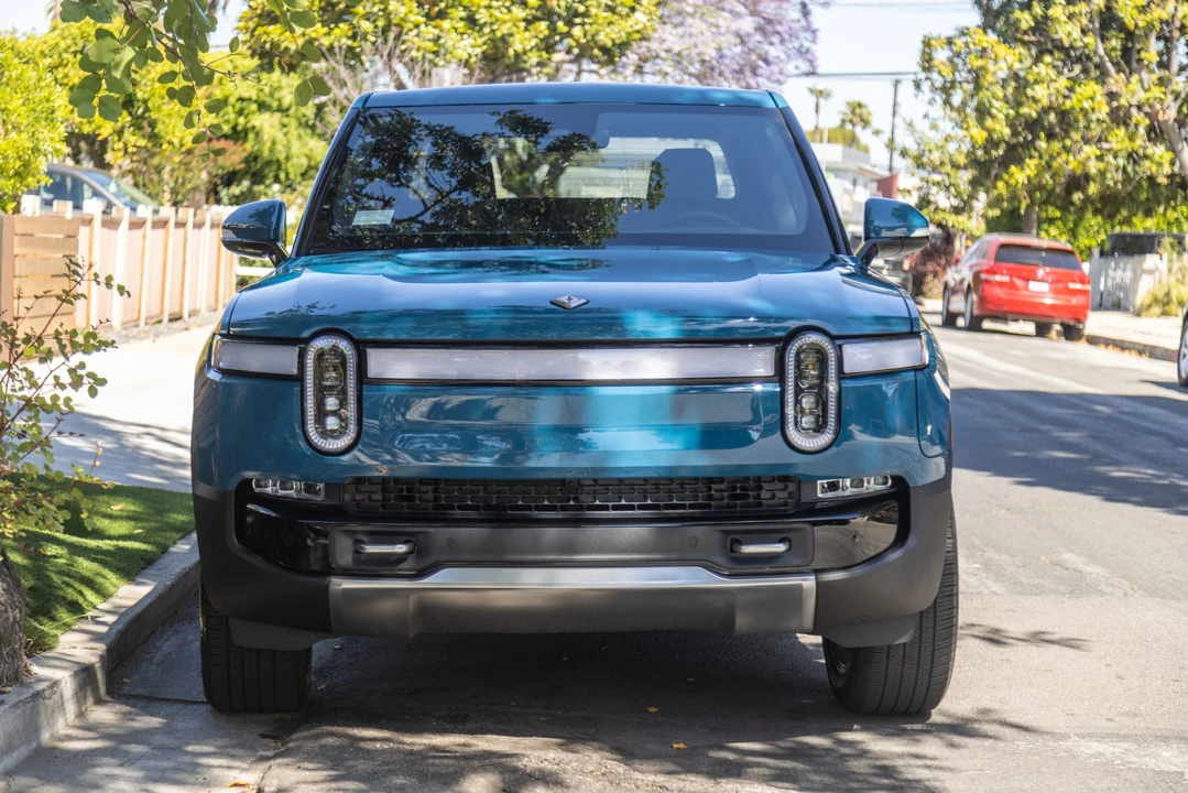 2022 Rivian R1T - Image 16 of 31