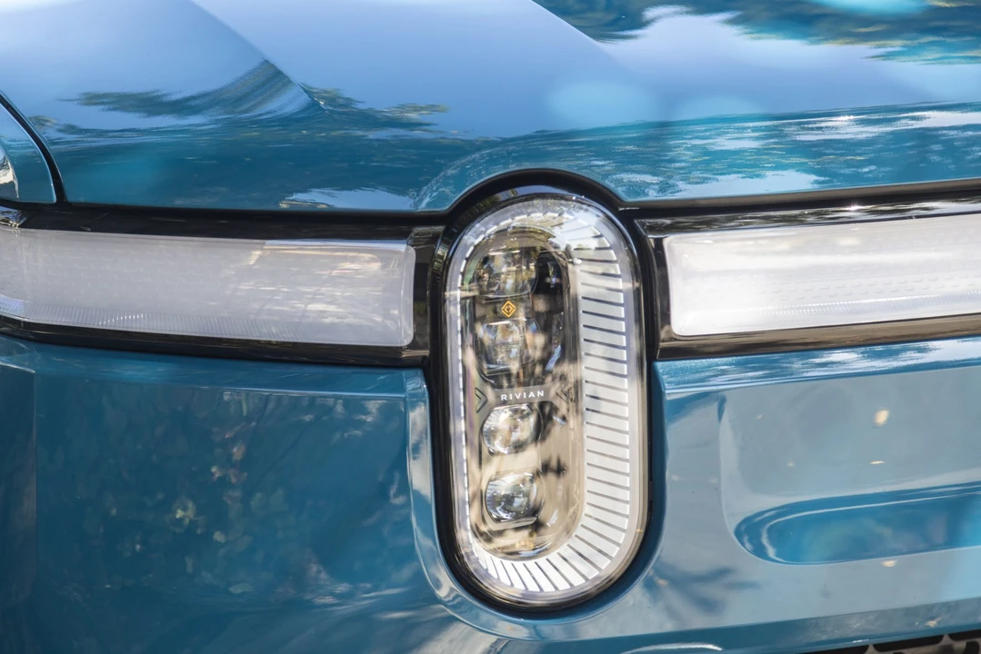 2022 Rivian R1T - Image 20 of 31