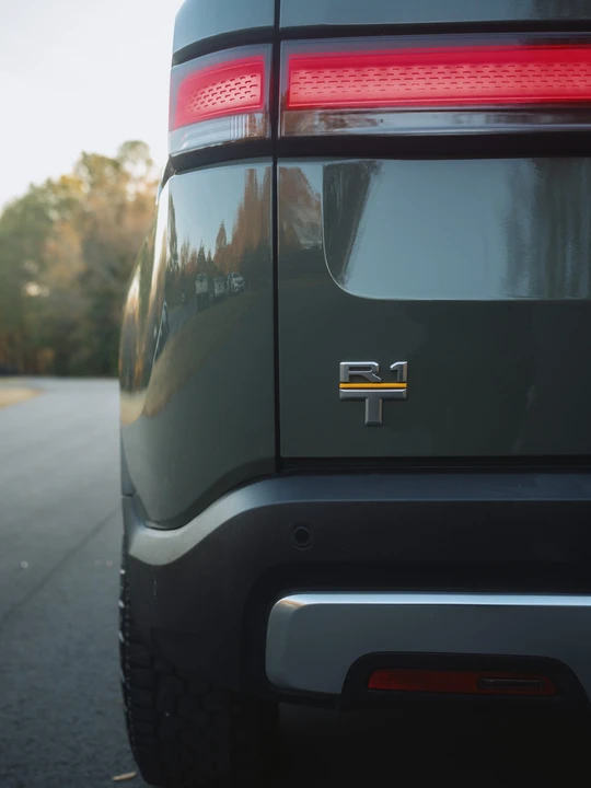 2022 Rivian R1T - Image 29 of 31