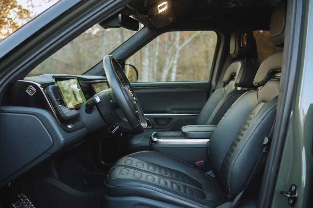 2022 Rivian R1T - Image 31 of 31