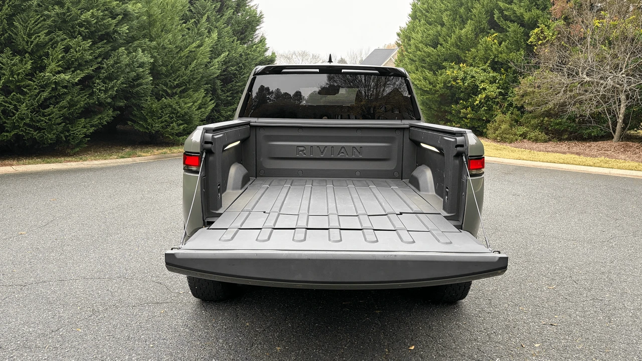 2022 Rivian R1T - Image 22 of 31