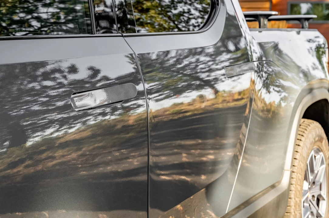 2022 Rivian R1T - Image 23 of 31
