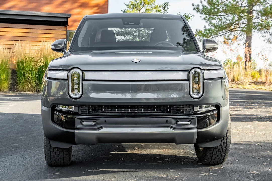 2022 Rivian R1T - Image 3 of 31