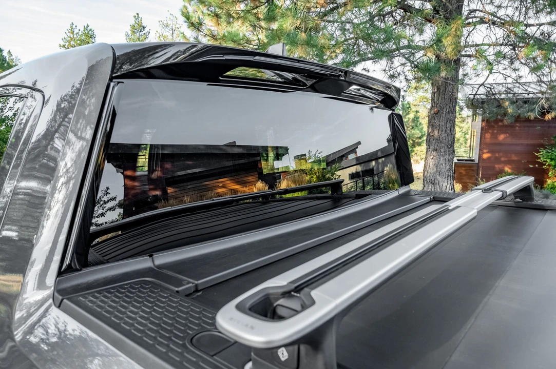 2022 Rivian R1T - Image 27 of 31