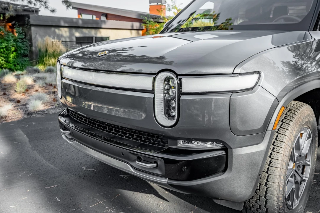 2022 Rivian R1T - Image 19 of 31