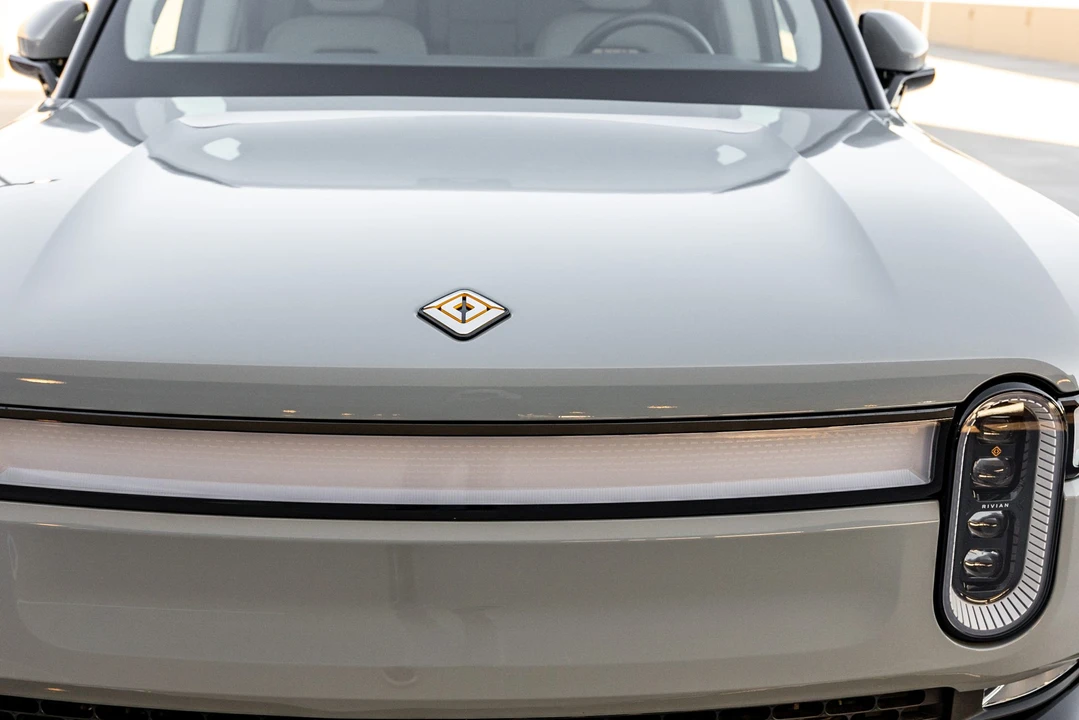 2022 Rivian R1T - Image 10 of 31