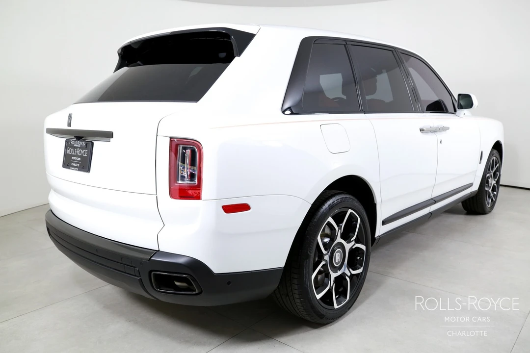2022 Rolls-Royce Cullinan Black Badge - Image 2 of 12