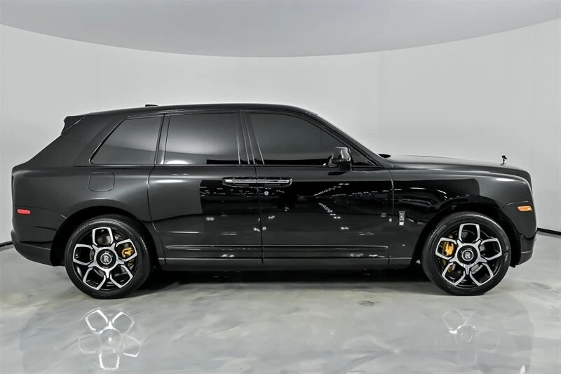 2022 Rolls-Royce Cullinan Black Badge - Image 14 of 21